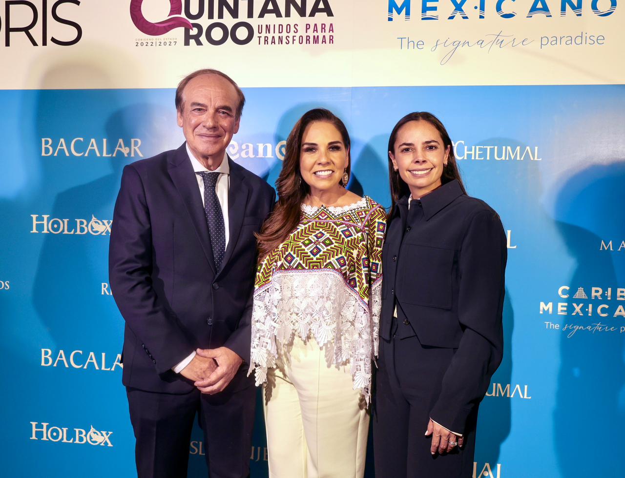 uploads/6/32/01 (2736).Jpeg